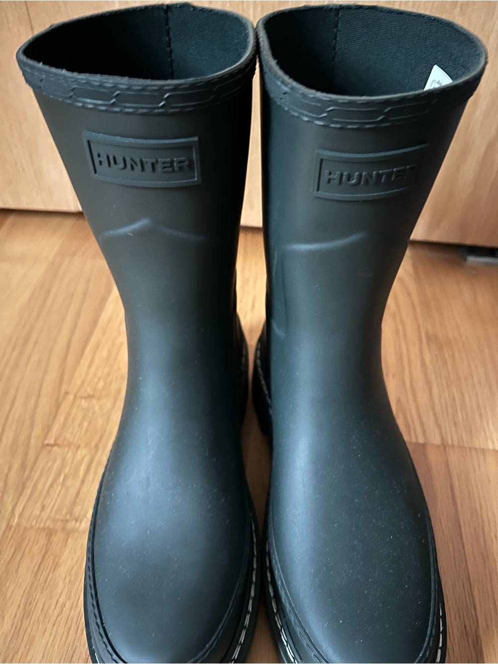 Hunter Matte Dark Green Short Platform Rain Boots - Picture 2 of 4